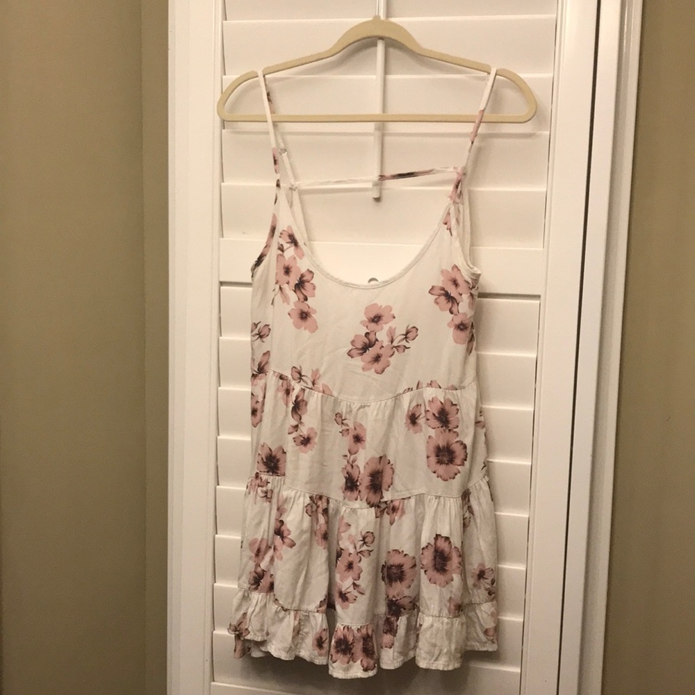 Brandy Melville floral top/dress🌸
